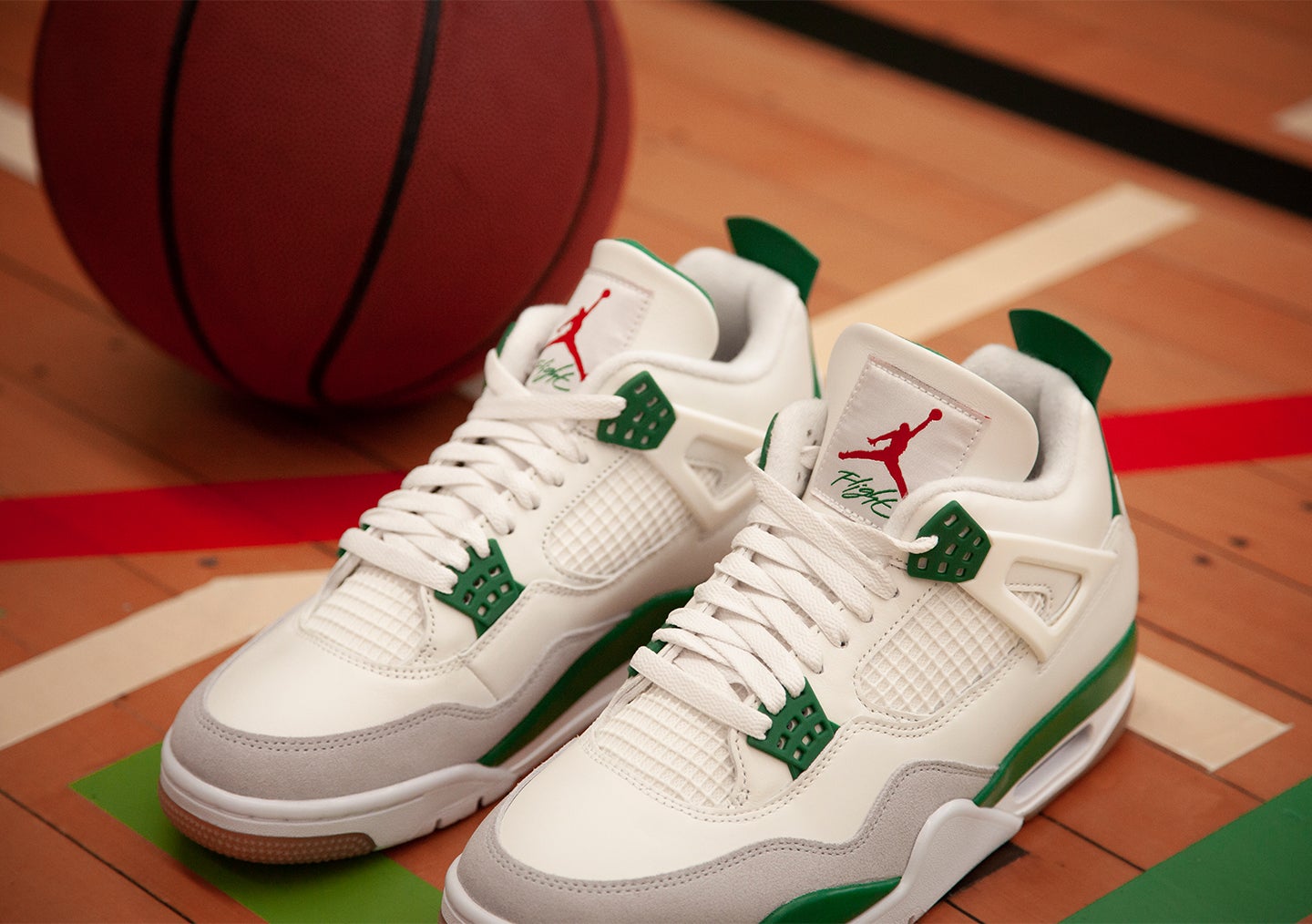 Jordan 4 clearance white green red